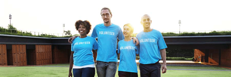 4 volunteers 